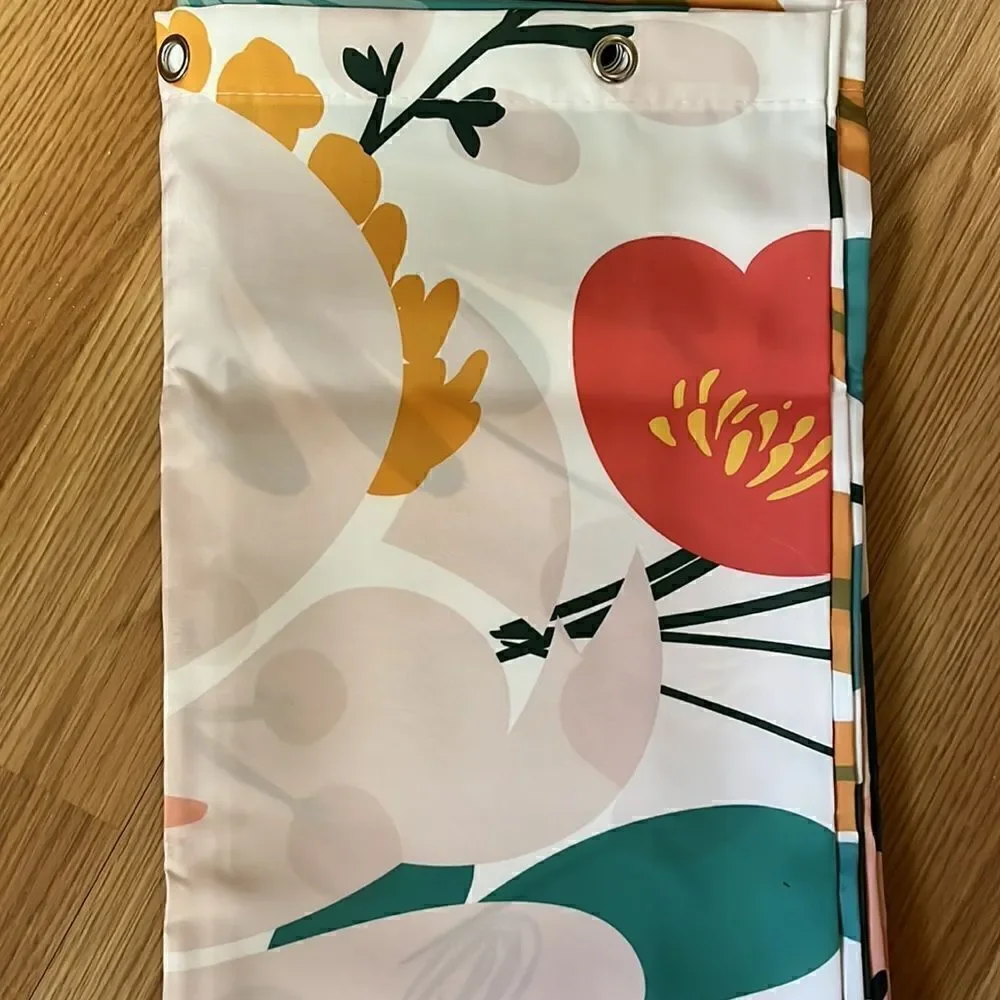 N/A floral shower
